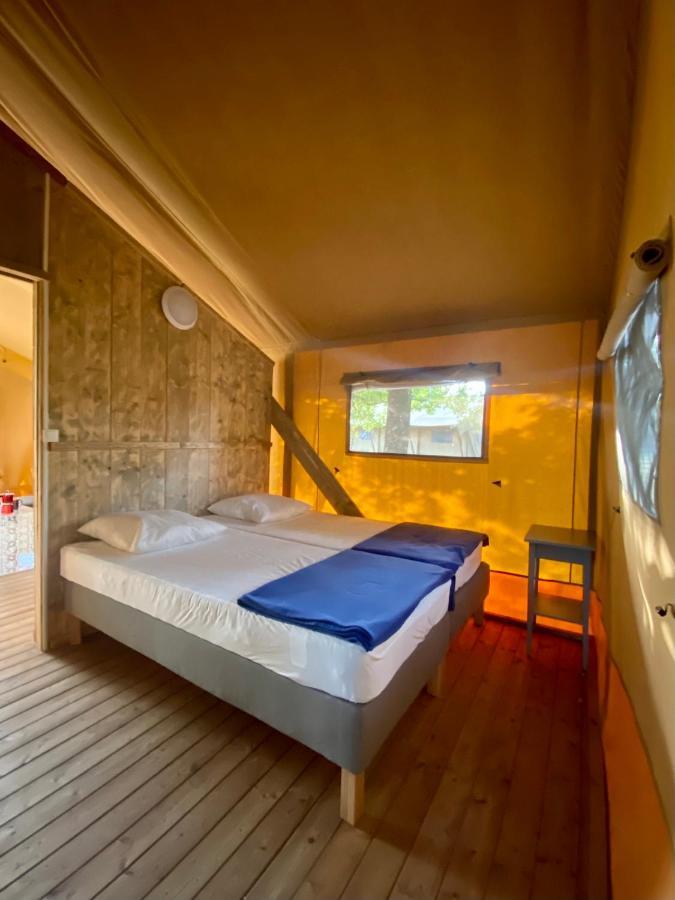 Camping La Kahute - Tente Lodge Au Coeur De La Foret Каркан Экстерьер фото