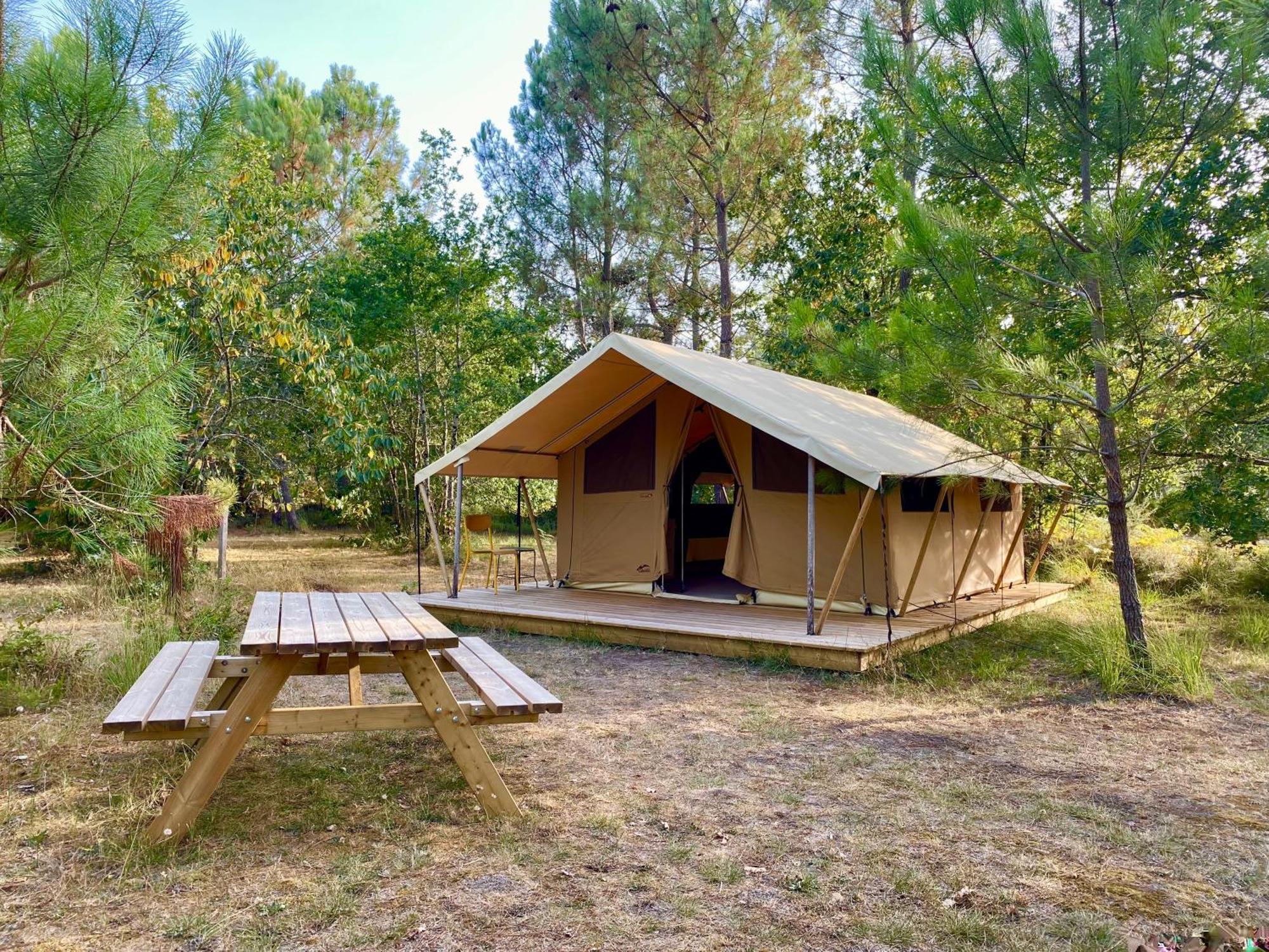 Camping La Kahute - Tente Lodge Au Coeur De La Foret Каркан Экстерьер фото