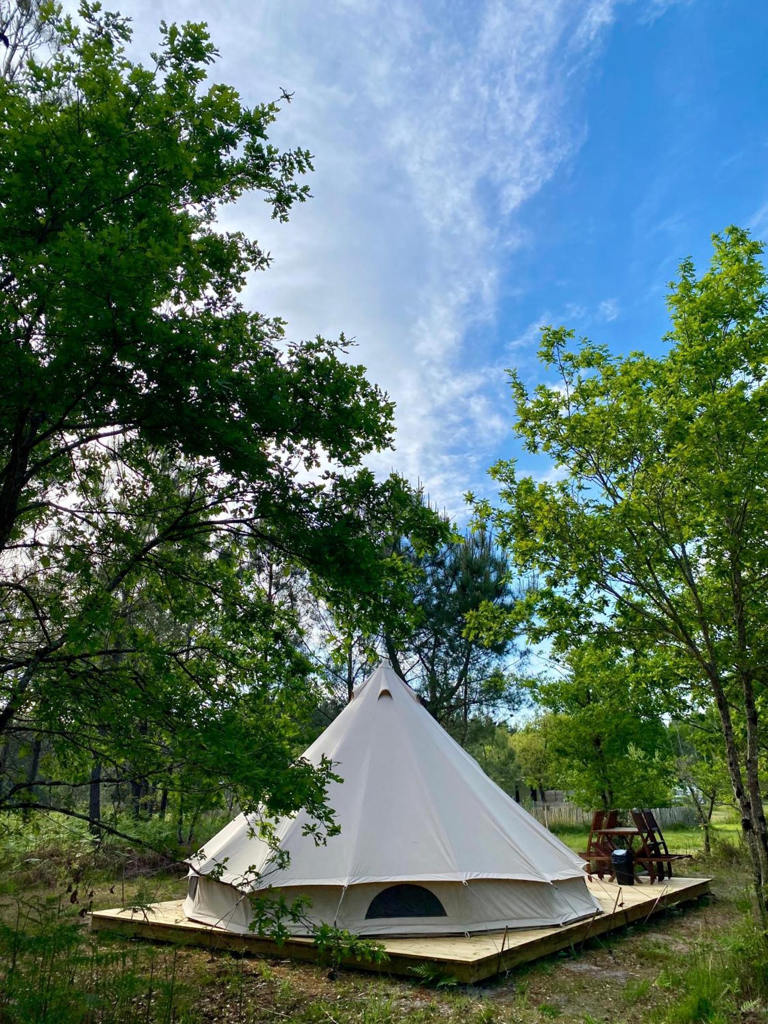 Camping La Kahute - Tente Lodge Au Coeur De La Foret Каркан Экстерьер фото