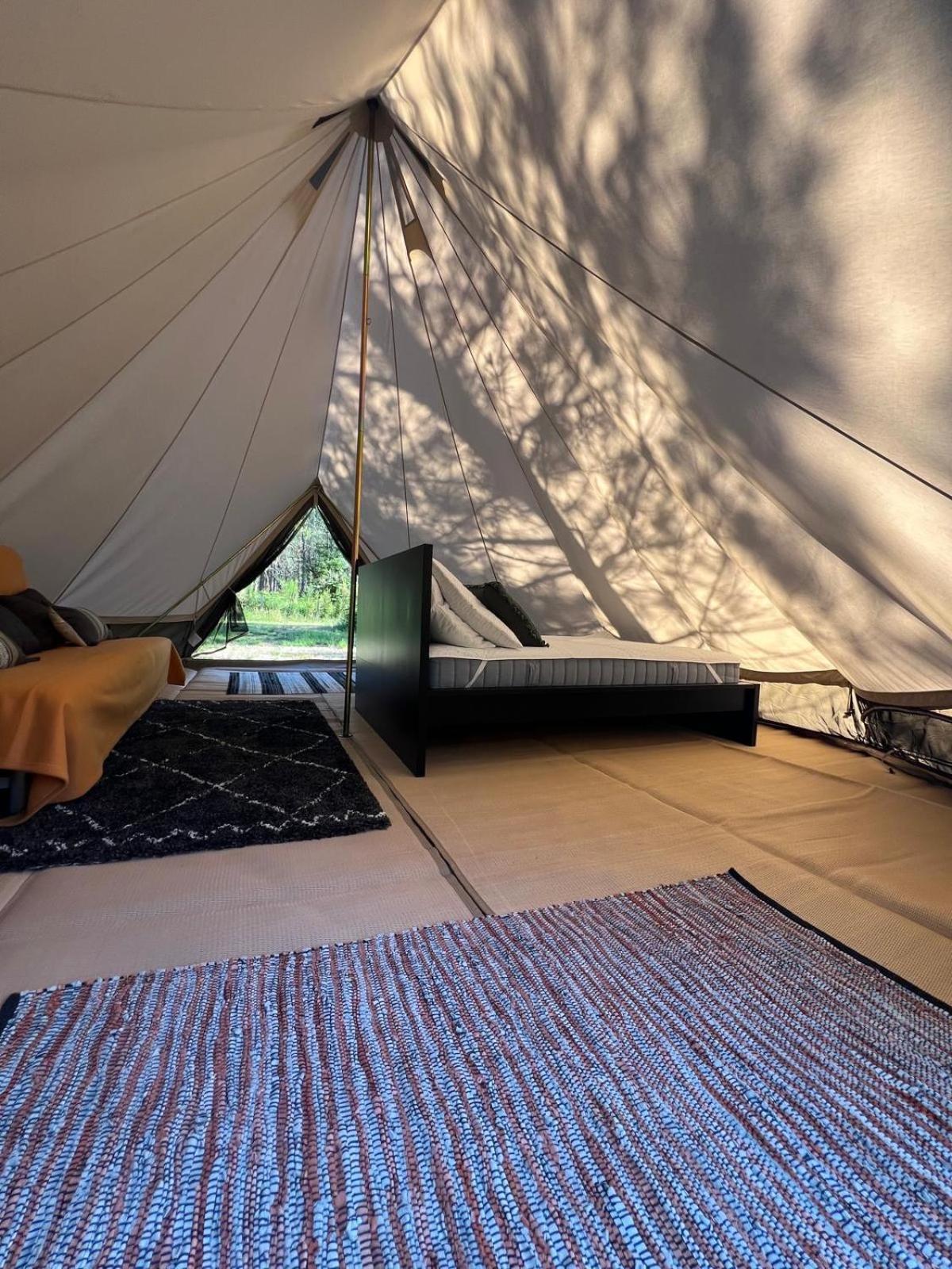 Camping La Kahute - Tente Lodge Au Coeur De La Foret Каркан Экстерьер фото