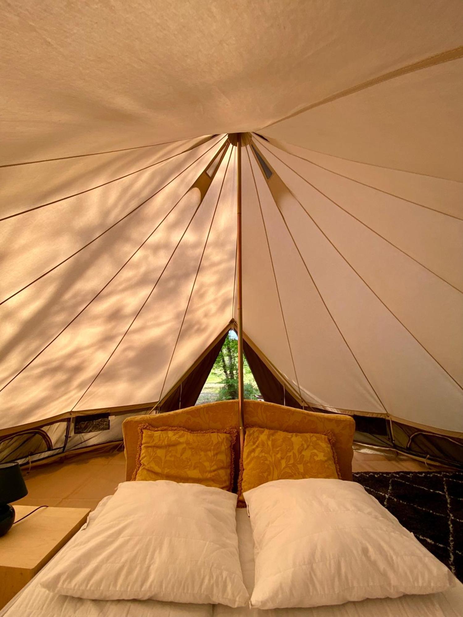 Camping La Kahute - Tente Lodge Au Coeur De La Foret Каркан Экстерьер фото