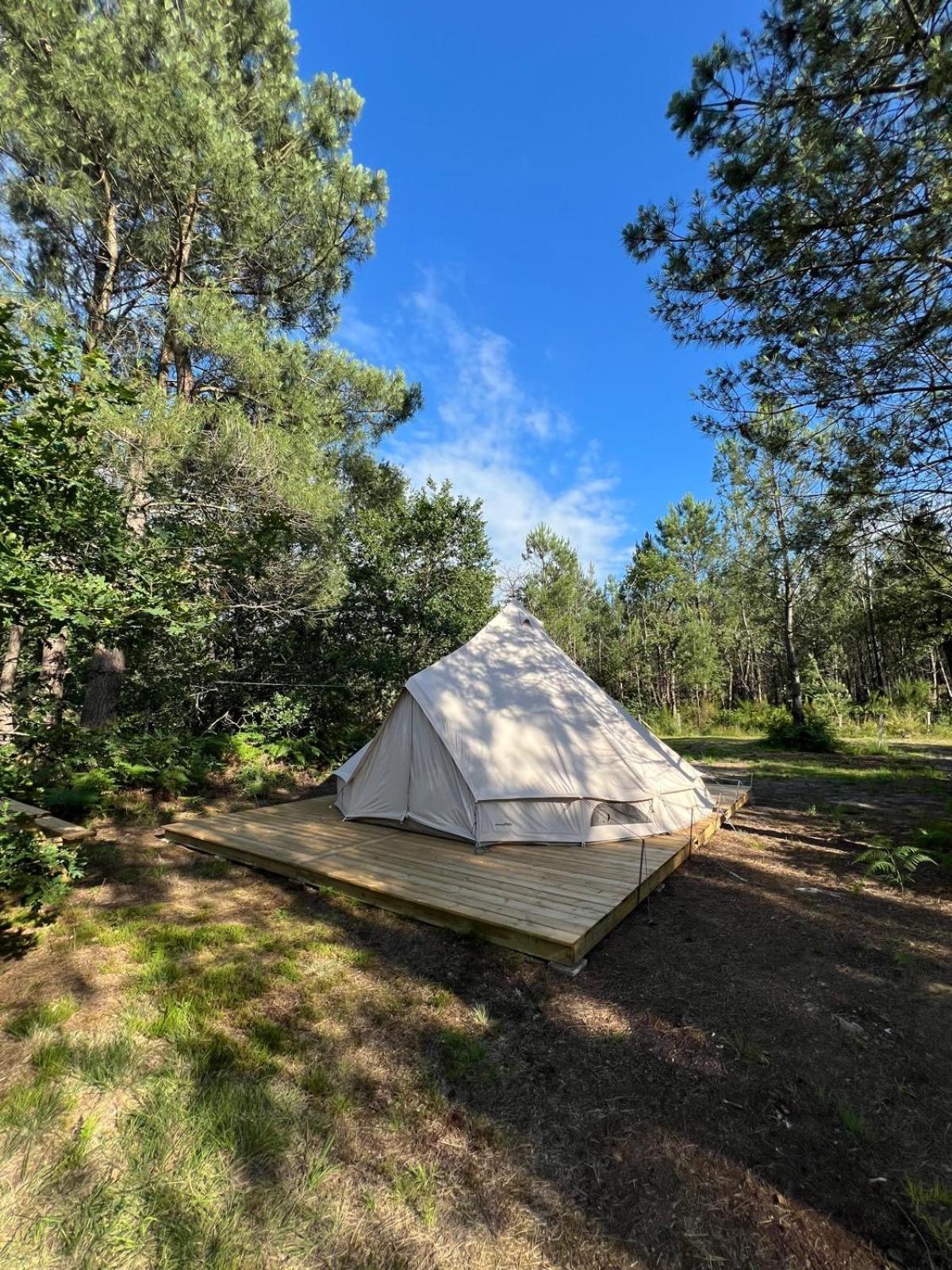 Camping La Kahute - Tente Lodge Au Coeur De La Foret Каркан Экстерьер фото