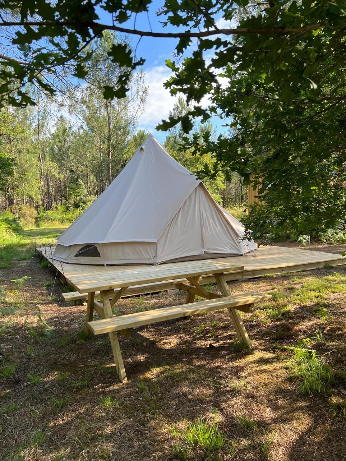 Camping La Kahute - Tente Lodge Au Coeur De La Foret Каркан Экстерьер фото